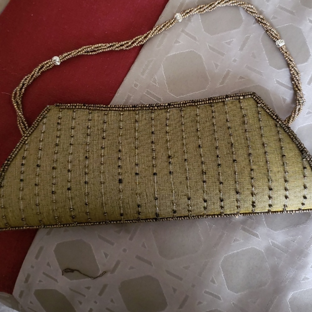 Clutch - Picture 4 of 5